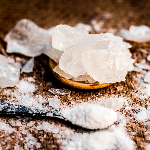 Факти и митове за антиперспирантите и съдържащите се в тях алуминиеви соли